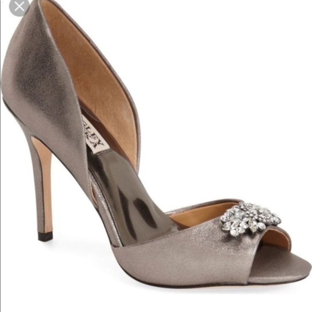 Badgley Mischka Dorsey Pump